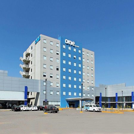 ホテル One Queretaro Aeropuerto El Coyote エクステリア 写真
